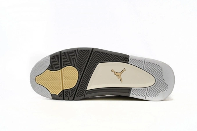 Dust SE Retro Photon DV3742-021 Craft 4 Jordan 0722